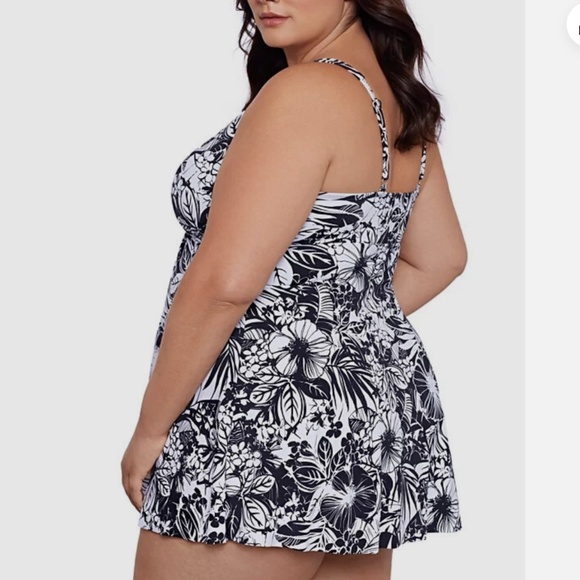 Swim Solutions Women's Fly Away Floral Swim Dress Swimsuit Black White Size 24W - Picture 2 of 3